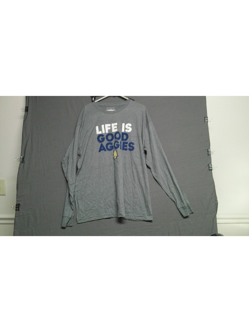 Life Is Good gray long sleeve Aggies shirt Size Large
